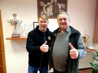 Mika Häkkinen na návštěvě v MS Kartu ...